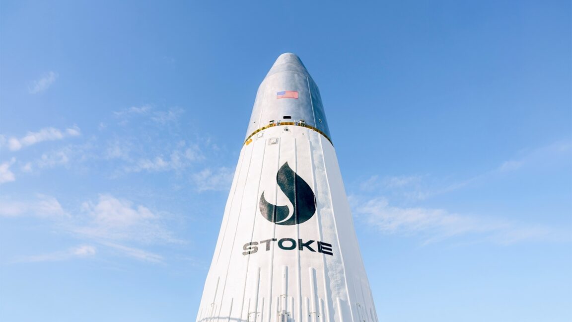 Ракета Nova компании Stoke Space на стартовой площадке