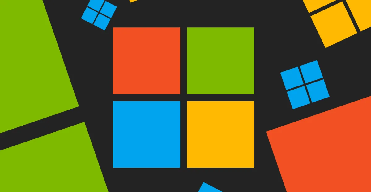 Логотип Microsoft на фоне кода